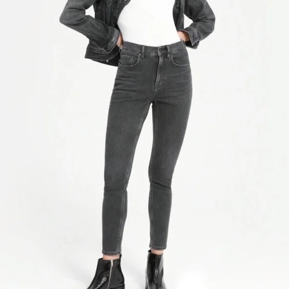 Everlane High Rise Ankle Jeans Size 31